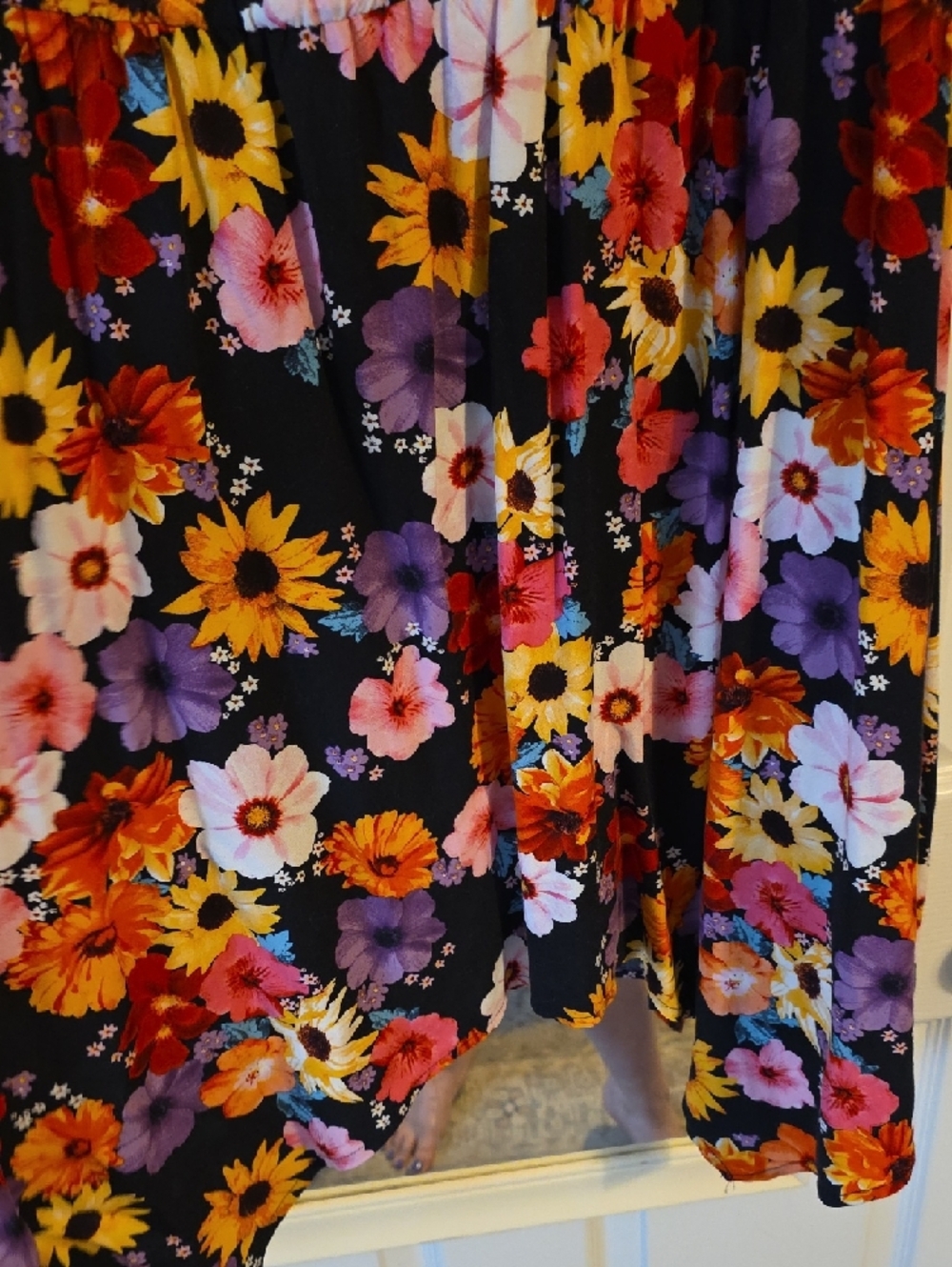 torrid Black Floral Sleeveless Tunic with Crisscross Back - Picture 6 of 6